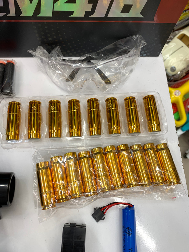 تفنگ ( اسلحه) M416 شارژی پوکه پران ۱۰۰ سانتی متری مکانیکی و برقی